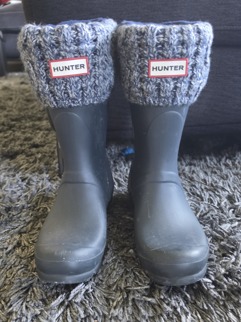 Hunter Navy Blue Rain Boots with Bonus Gray Knit Boot Socks